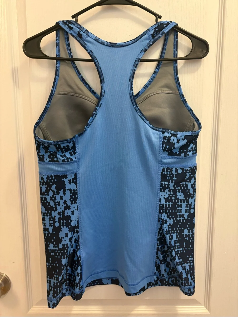 Nike dri-fit workout tank top